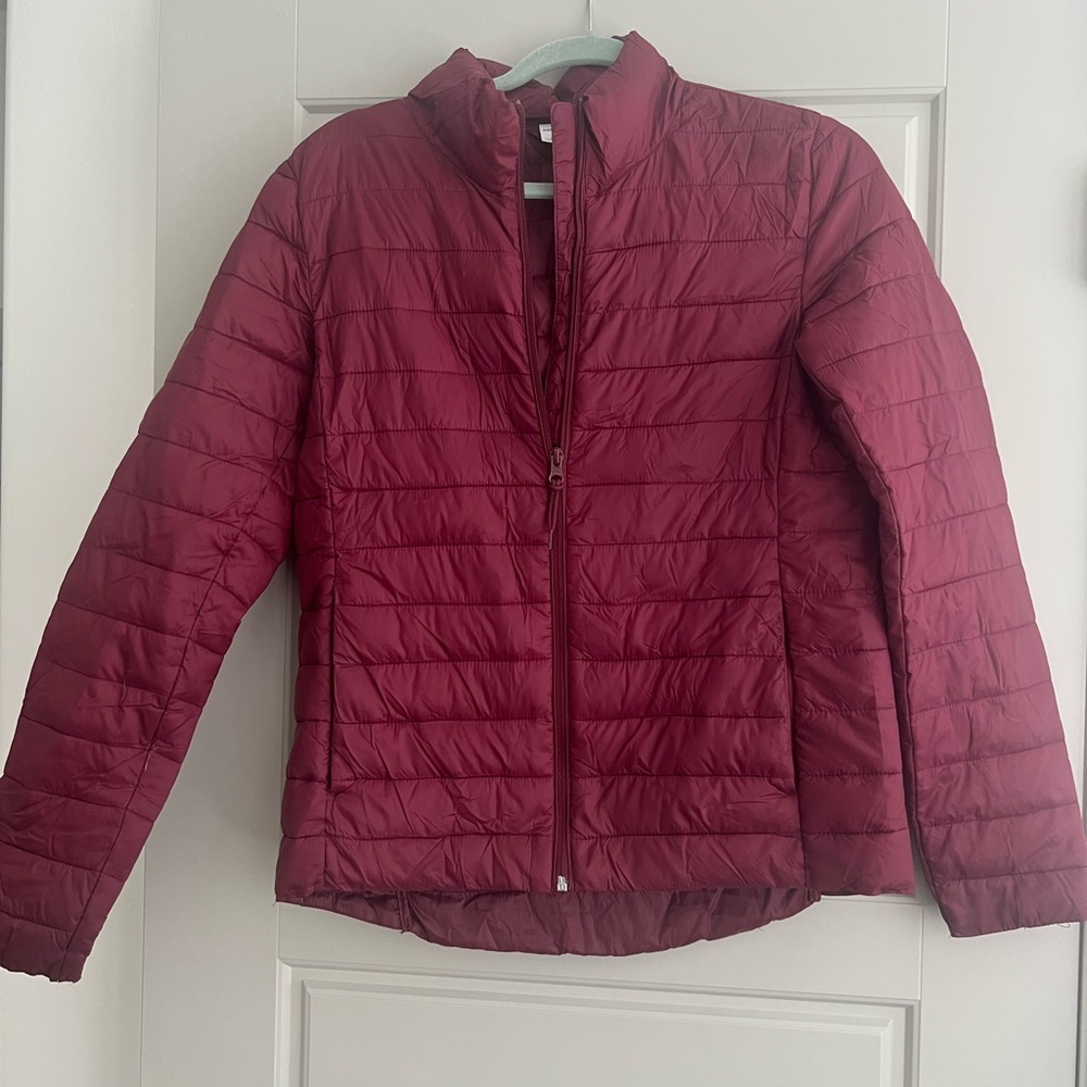 Old Navy Burgundy Women’s Puffer Jacket